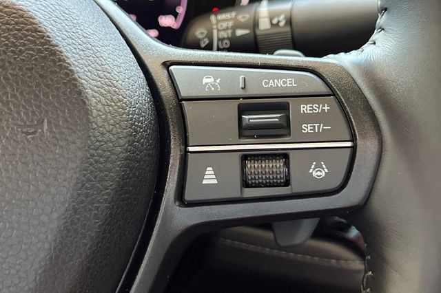 Used 2025 Honda Accord Sport image 31