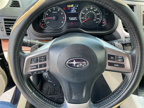 Used 2014 Subaru Outback 2.5i Limited w/ Moonroof Package image 16