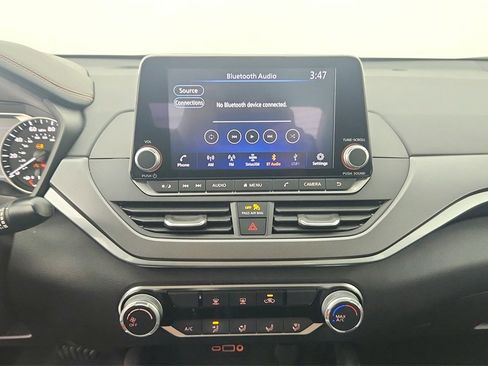Used 2024 Nissan Altima 2.5 SR image 21