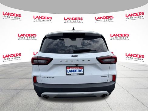 Used 2023 Ford Escape Active w/ Tech Pack #1 AWD/4WD image 4