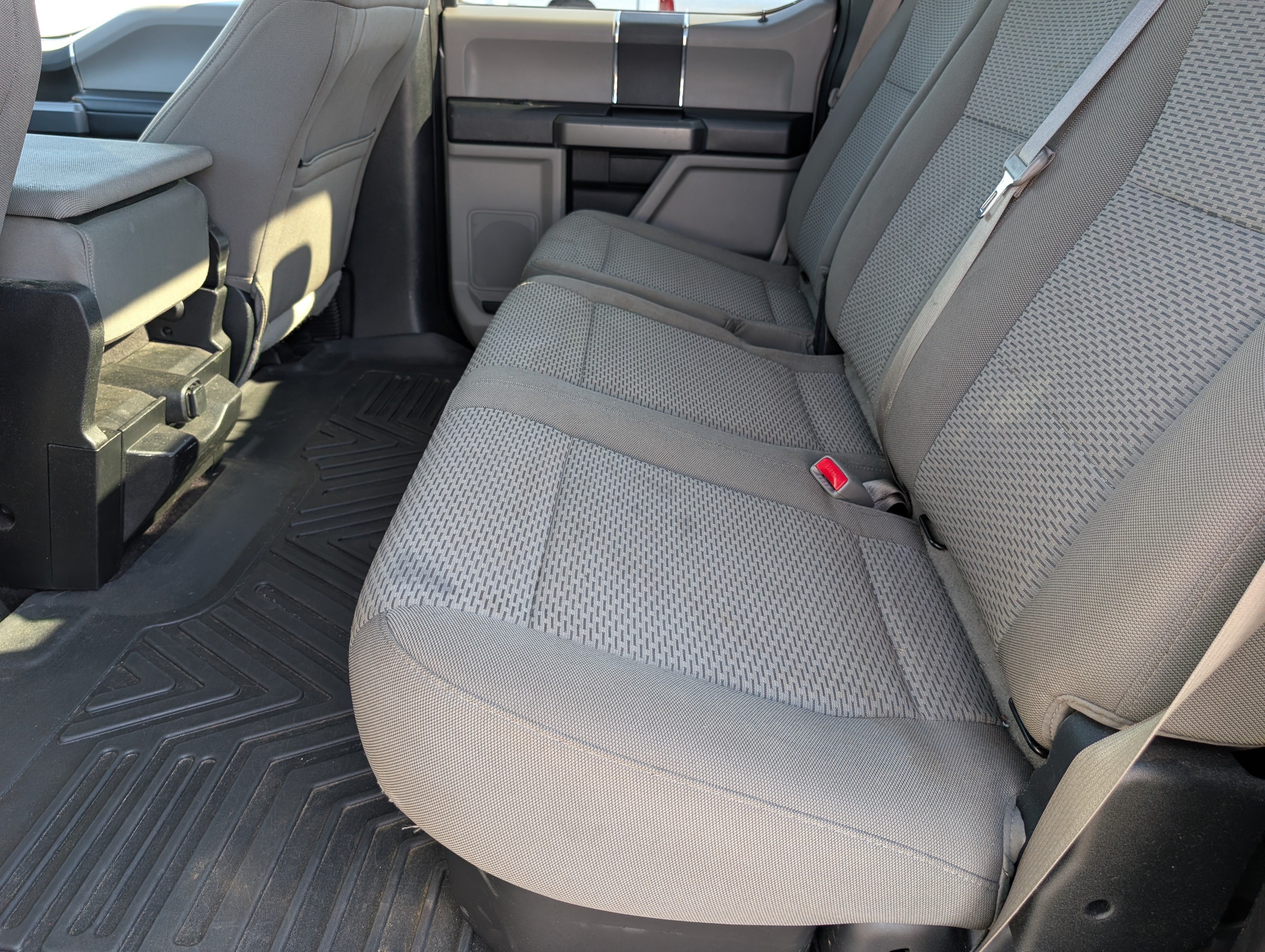 Used 2017 Ford F150 XLT RWD image 14