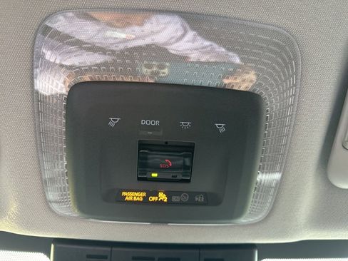 Certified 2024 Toyota Prius LE image 24