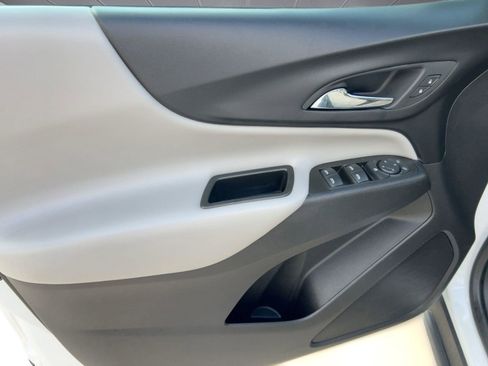 Certified 2023 Chevrolet Equinox LS w/ LS Convenience Package image 13