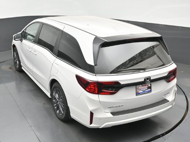 New 2027 Honda Odyssey Touring image 32