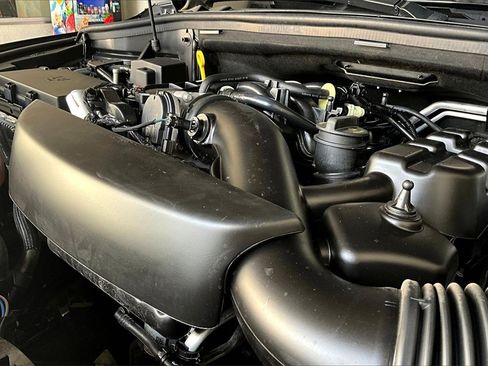 Used 2024 Dodge Durango SXT image 27