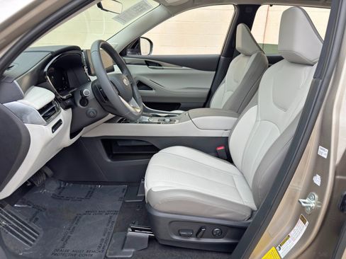 Used 2026 INFINITI QX60 Luxe w/ Cargo Package FWD image 17