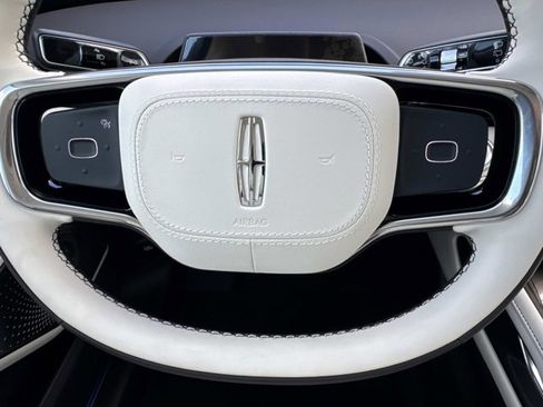 New 2026 Lincoln Nautilus Black Label image 26