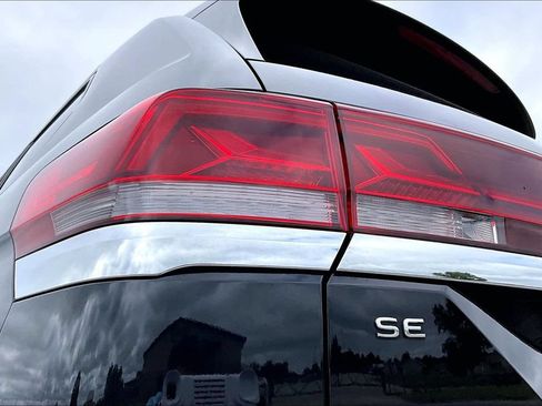 Used 2024 Volkswagen Atlas SE FWD image 27