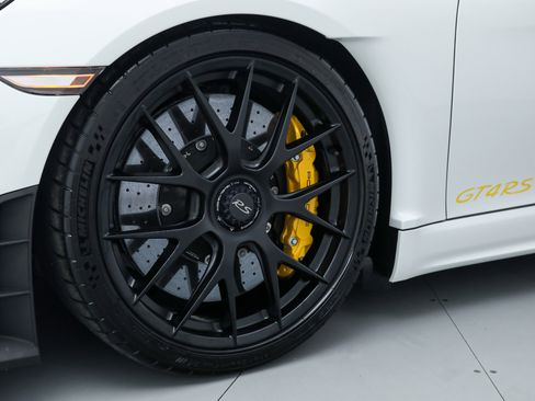 Used 2025 Porsche 718 Cayman GT4 RS RWD image 12