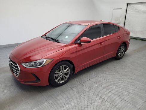 Used 2018 Hyundai Elantra SEL FWD image 2