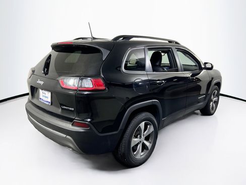 Used 2022 Jeep Cherokee Limited image 5
