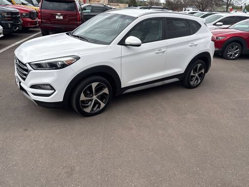 Used 2017 Hyundai Tucson Sport AWD/4WD image 3