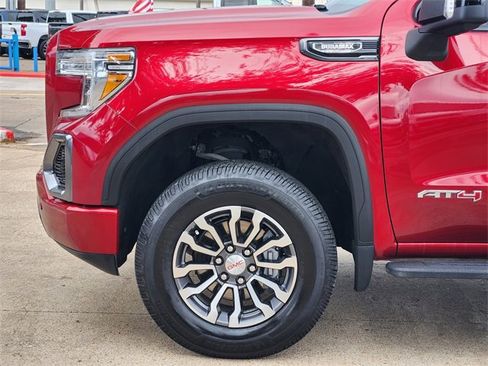 Used 2021 GMC Sierra 1500 AT4 w/ AT4 Premium Package image 8