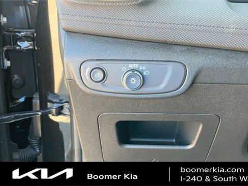 Used 2025 Chevrolet TrailBlazer LT image 18