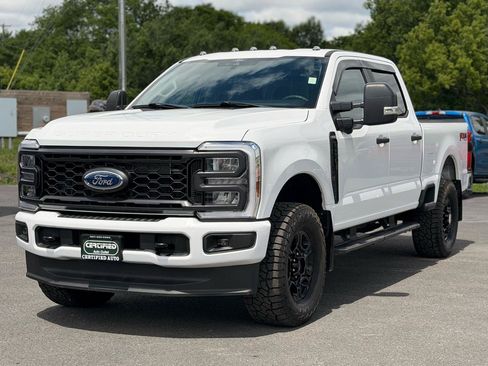 Used 2024 Ford F250 XL w/ STX Appearance Package AWD/4WD image 1