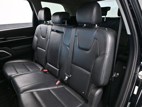 Used 2021 Kia Telluride LX image 30