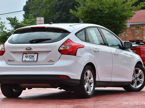 Used 2014 Ford Focus SE FWD image 5