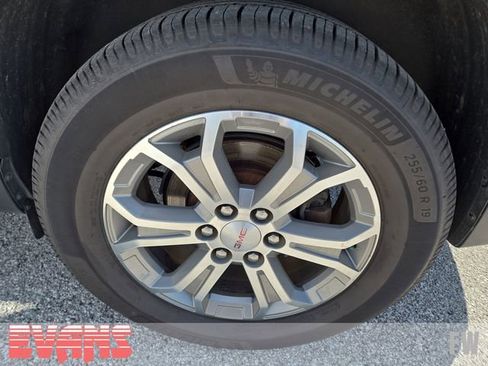 Used 2014 GMC Acadia SLT AWD/4WD image 26