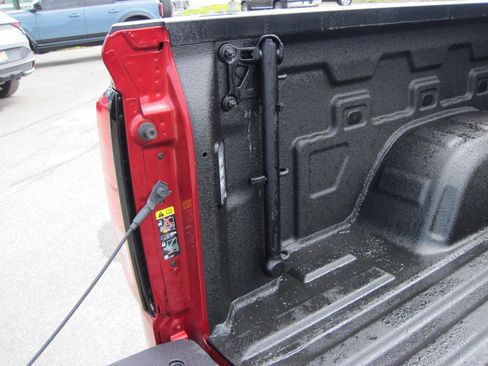 Used 2024 GMC Sierra 1500 Elevation w/ LPO, Elevation Black Package AWD/4WD image 13