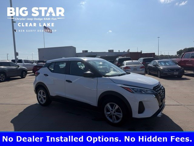 Used 2024 Nissan Kicks S FWD image 1