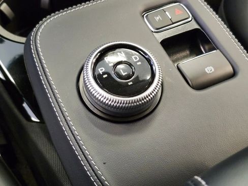 New 2024 Ford Mustang Mach-E Select w/ Comfort Package Lite image 22