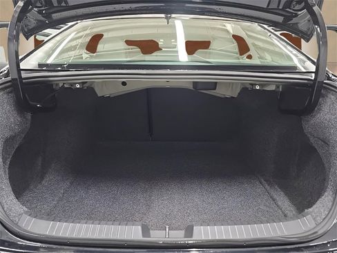 Used 2025 Volkswagen Jetta SE image 16