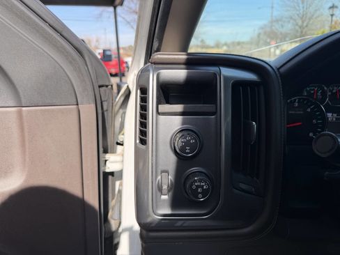 Used 2015 Chevrolet Silverado 1500 LTZ Z71 w/ LTZ Plus Package image 11