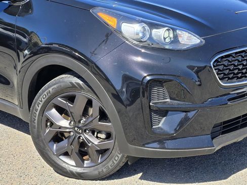 Used 2022 Kia Sportage LX w/ LX FWD Value Edition Package image 9