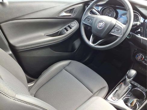 Used 2023 Buick Encore GX Select w/ Safety Package II AWD/4WD image 18