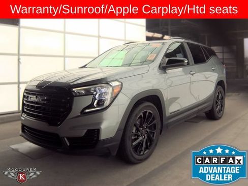 Used 2023 GMC Terrain SLE w/ Driver Convenience Package AWD/4WD image 1