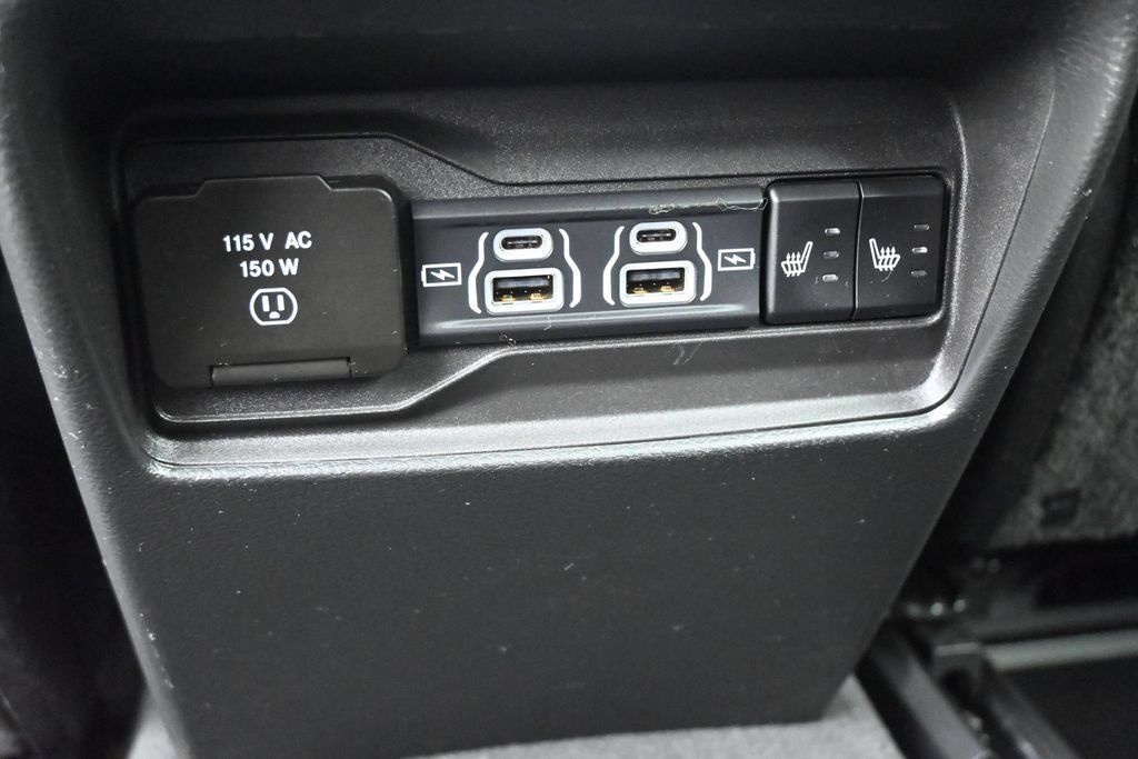Used 2023 Jeep Grand Cherokee Limited w/ Black Appearance Package RWD image 23