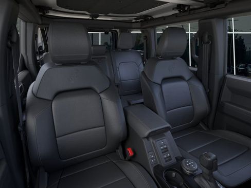 New 2026 Ford Bronco Badlands image 10