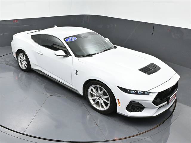 Used 2025 Ford Mustang GT Premium RWD image 34