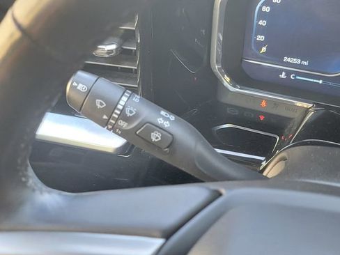 Certified 2022 Chevrolet Silverado 1500 LT image 36