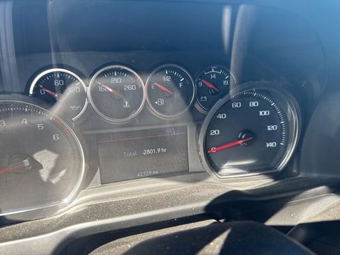 Used 2022 Chevrolet Silverado 1500 LT image 5