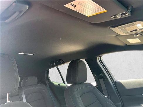 Used 2025 Chevrolet Equinox EV LT FWD image 17