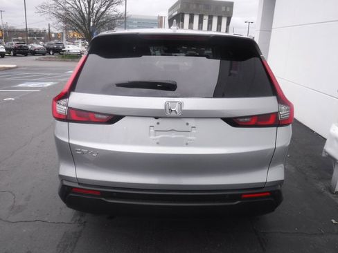 Used 2023 Honda CR-V EX-L image 8