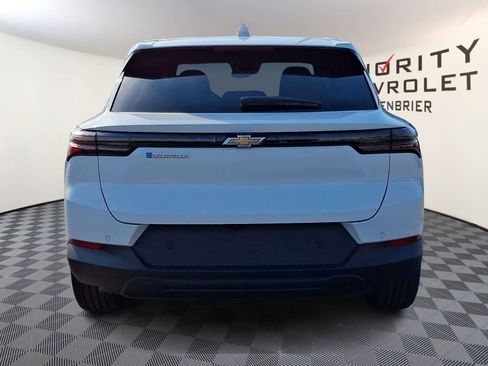 New 2026 Chevrolet Equinox EV LT image 5
