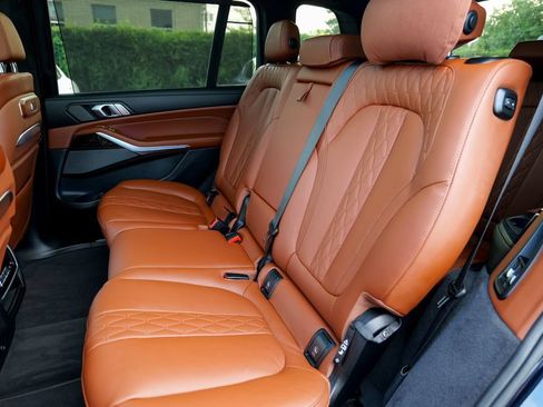 Used 2024 BMW X7 M60i w/ Executive Package AWD/4WD image 29
