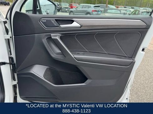Certified 2023 Volkswagen Tiguan SEL R-Line AWD/4WD image 27
