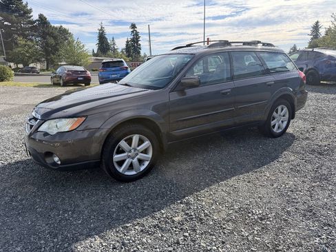 Used 2008 Subaru Outback 2.5i Limited L.L. Bean AWD/4WD image 6