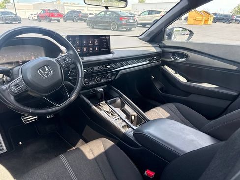 Used 2023 Honda Accord Sport image 10