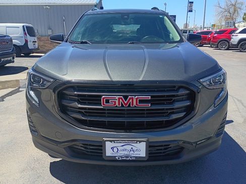Used 2021 GMC Terrain SLE w/ Driver Convenience Package AWD/4WD image 3