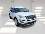 Used 2016 Ford Explorer XLT w/ Equipment Group 202A image 3