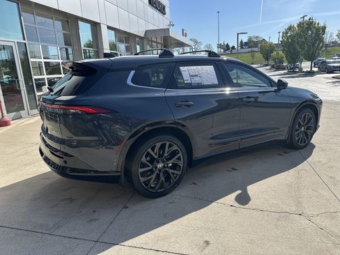 New 2026 Toyota Crown Signia AWD/4WD image 9