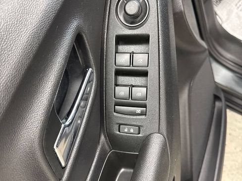 Used 2019 Chevrolet Trax LT w/ Driver Confidence Package FWD image 11