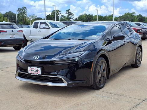 Certified 2026 Toyota Prius Plug-In Hybrid FWD image 3