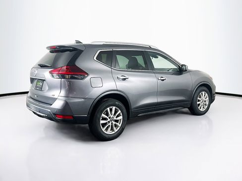 Used 2020 Nissan Rogue SV FWD image 9