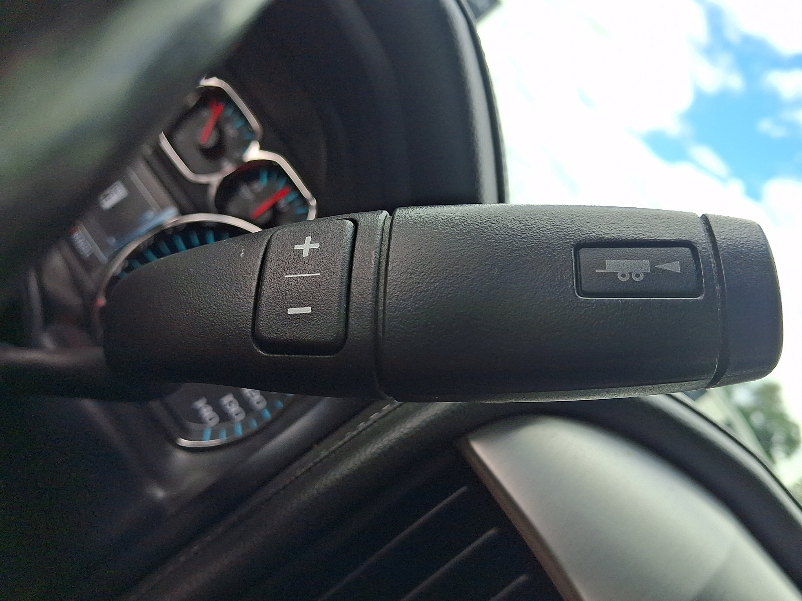 Used 2018 GMC Sierra 1500 SLT AWD/4WD image 14