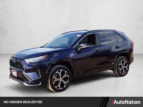 Used 2024 Toyota RAV4 XSE AWD/4WD image 1